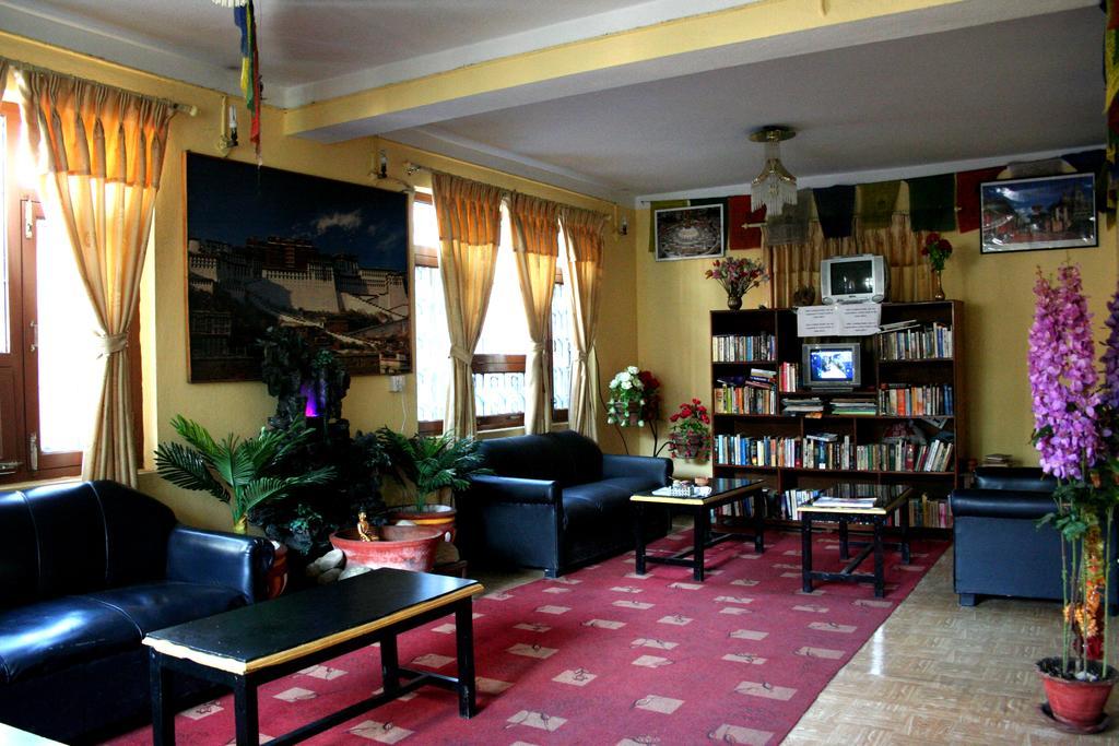 Elbrus Home Katmandou Extérieur photo